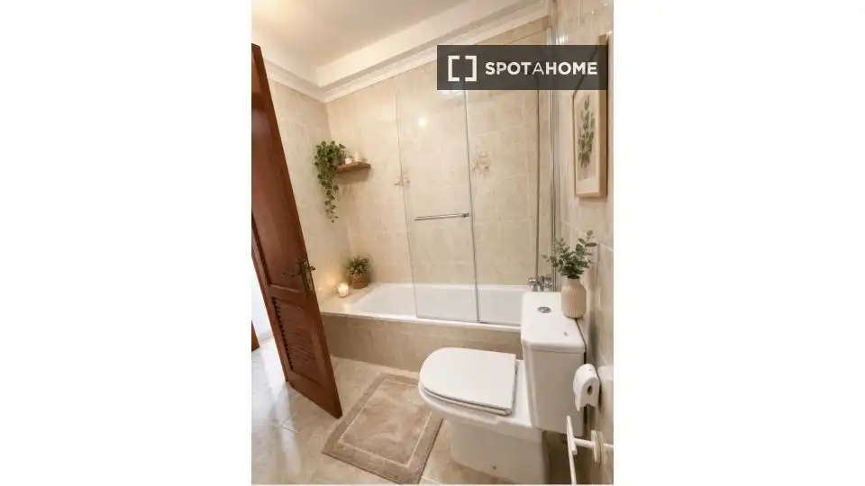 Baño de Apartamento para compartir en Santa Lucía de Tirajana con Aire acondicionado, Terraza y Amueblado