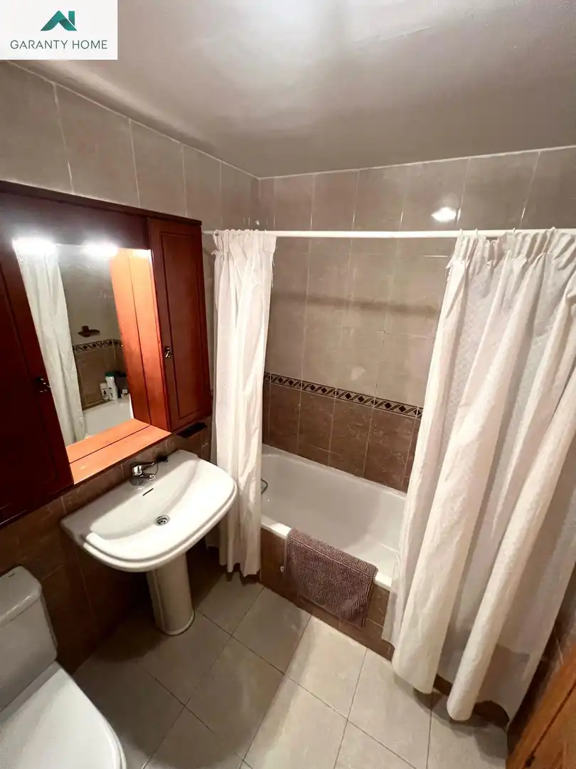 Bathroom of Flat for rent in Rincón de la Victoria  with Air Conditioner, Terrace and Furnished