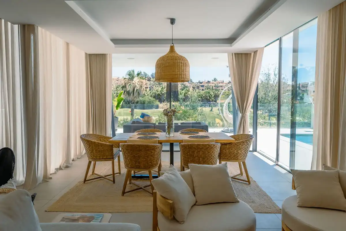 Dining room of Houses for rent in Estepona