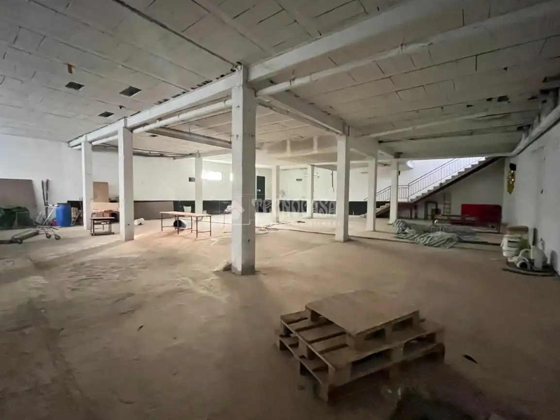 Local comercial de lloguer a Centro, imagen 5