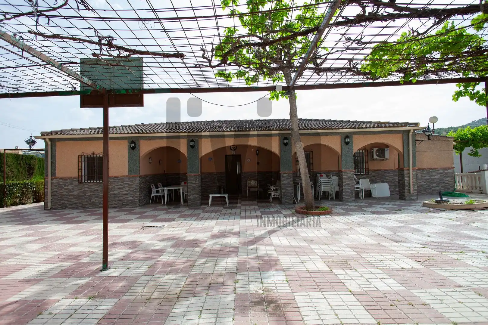 Terrace of Houses for sale in  Jaén Capital  with Air Conditioner, Heating and Private garden