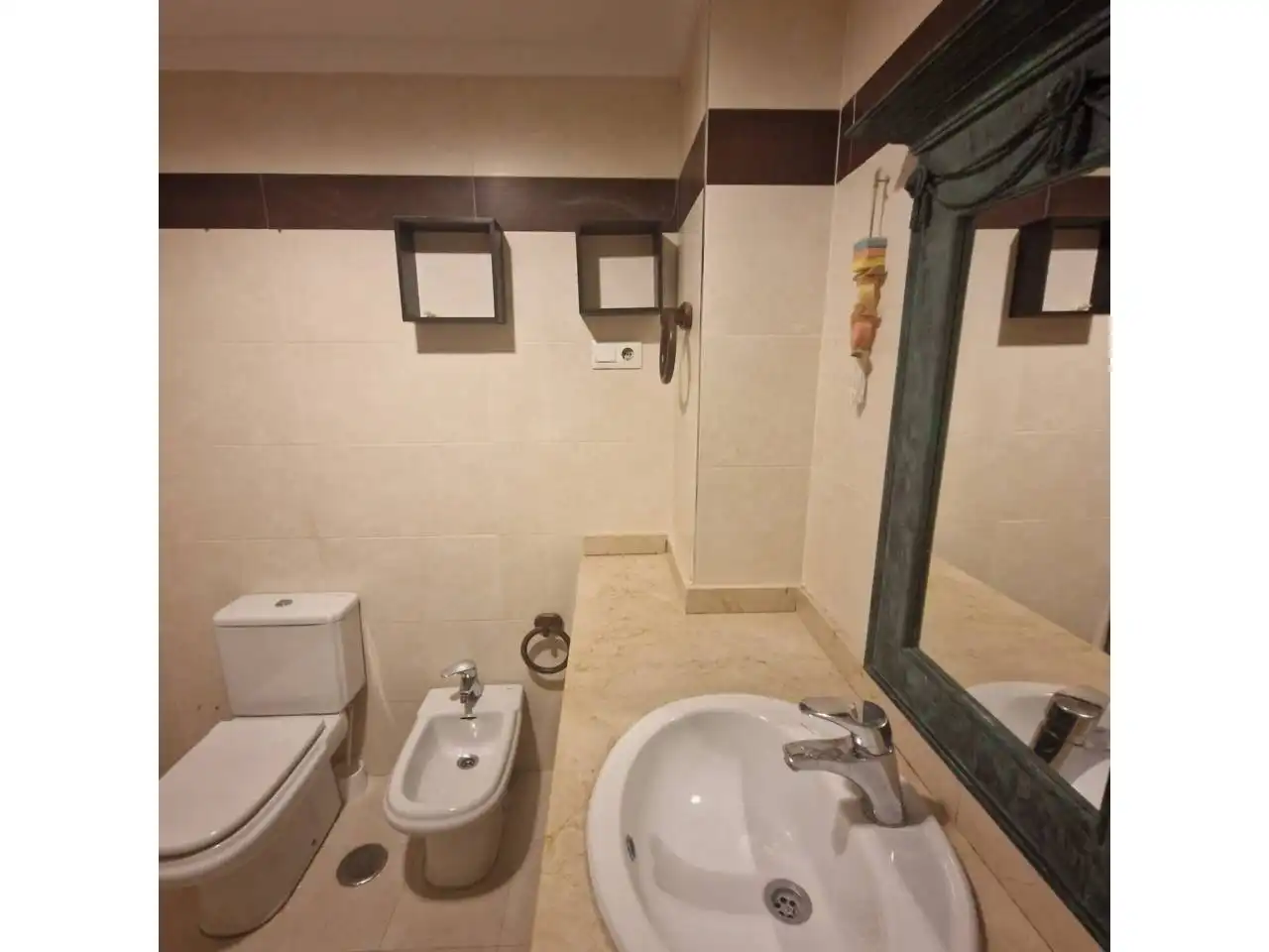 Badezimmer von Wohnung zur Miete in Málaga mit Klimaanlage, Heizung und Terrasse