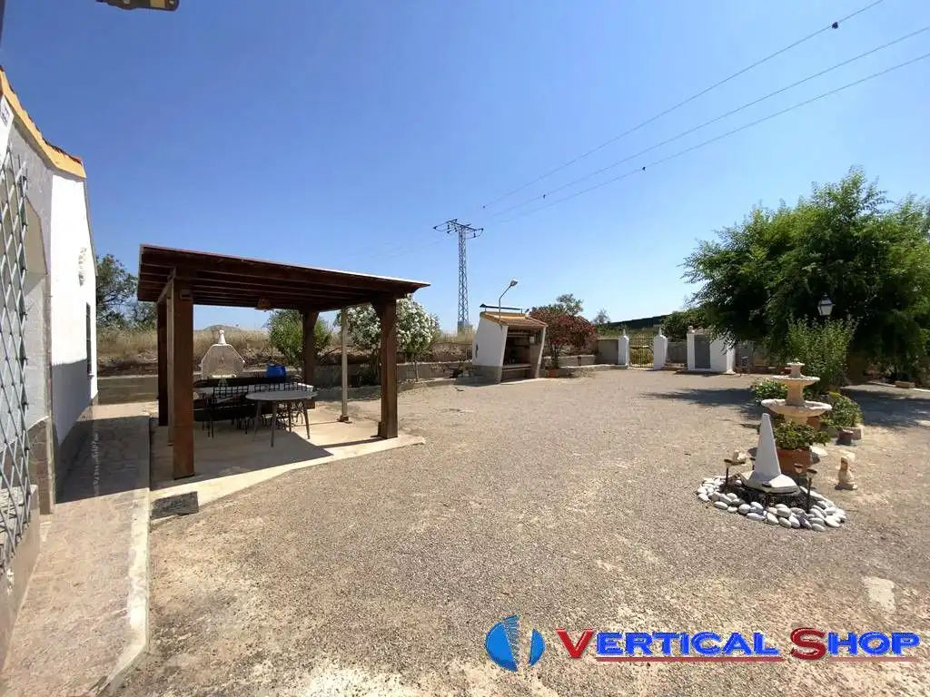 Chalet en venta en Carretera Yecla, imagen 7