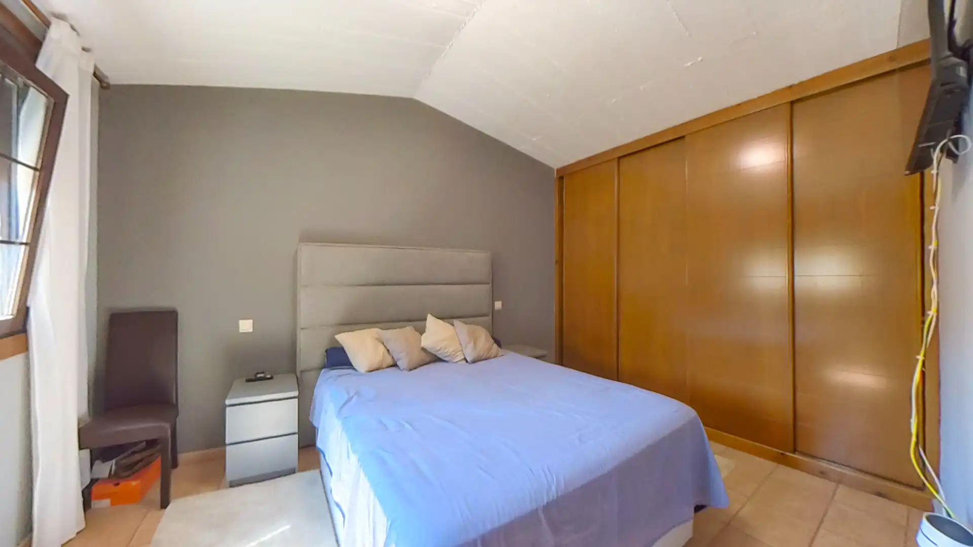 Dormitori de Casa o xalet en venda en Galapagar amb Aire condicionat, Jardí privat i Forn