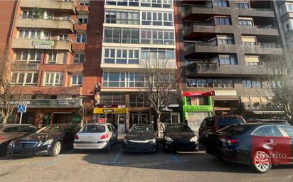 Vista exterior de Pis en venda en Santander amb Calefacció