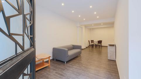 Foto 4 de Planta baixa en venda a Calle Violant D'hongria, Sants-Badal,  Barcelona Capital