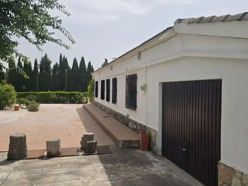 Vista exterior de Casa o chalet en venta en  Albacete Capital con Aire acondicionado y Piscina