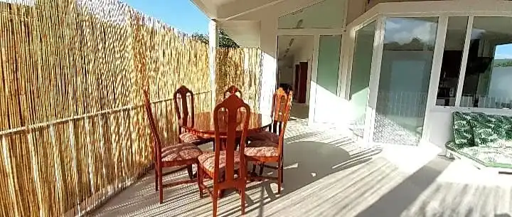 Terrassa de Casa o xalet en venda en Poio amb Calefacció, Terrassa i Moblat