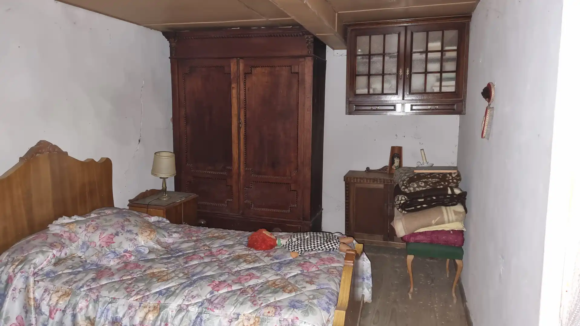 Habitación de Casa adosada en venta en Amieva con Calefacción, Jardín privado y Terraza