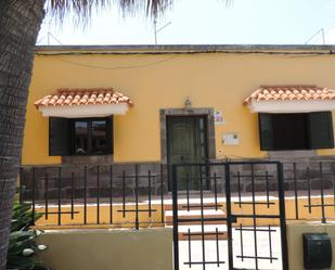 Exterior view of Single-family semi-detached for sale in Firgas  with Terrace