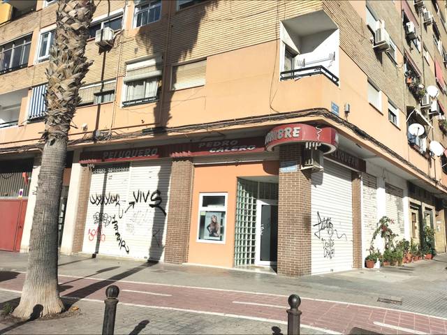 Local comercial en Alquiler en El Calvari