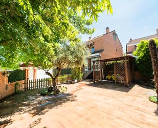 Jardí de Casa o xalet en venda en Móstoles amb Aire condicionat, Calefacció i Jardí privat