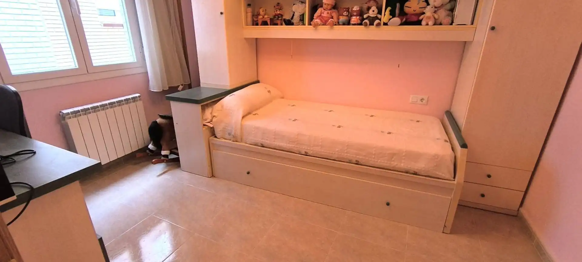 Habitación de Piso en venta en Entrena con Calefacción, Terraza y Trastero