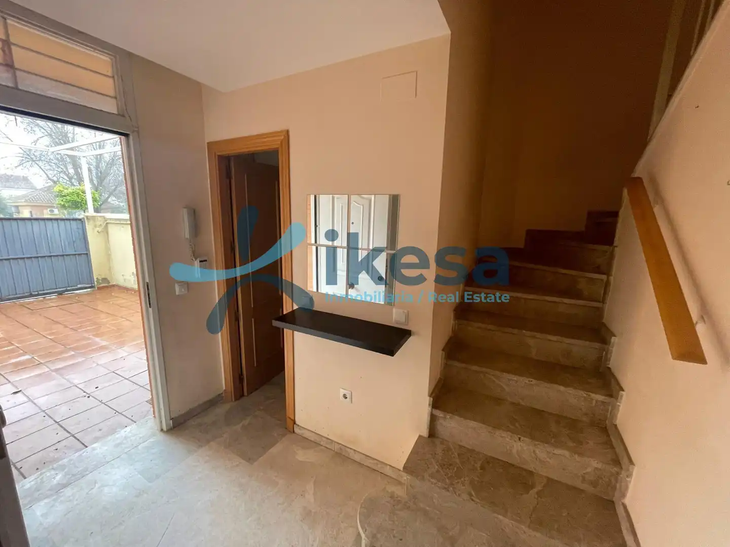 Casa adosada en venta en Castilleja de la Cuesta con Aire acondicionado