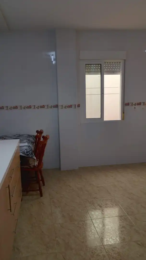 Habitación de Planta baja en venta en La Unión con Aire acondicionado, Trastero y Amueblado