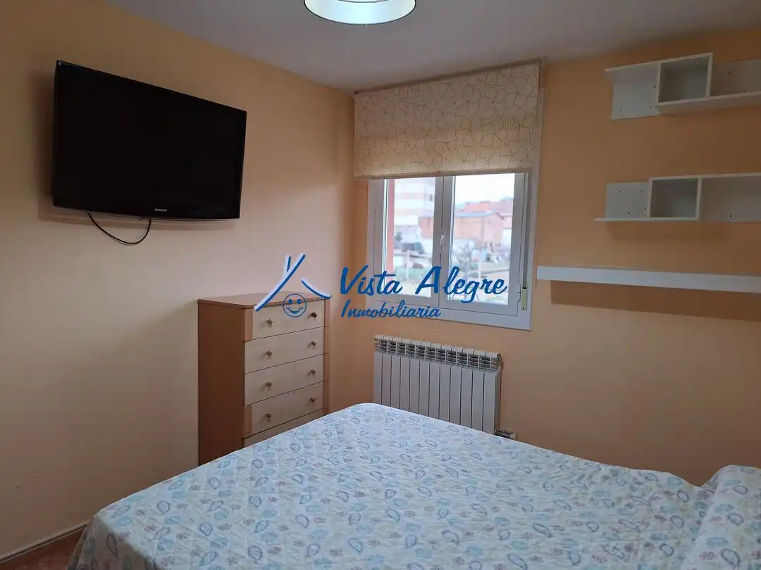 Habitación de Piso en venta en Anguciana con Calefacción, Trastero y Piscina