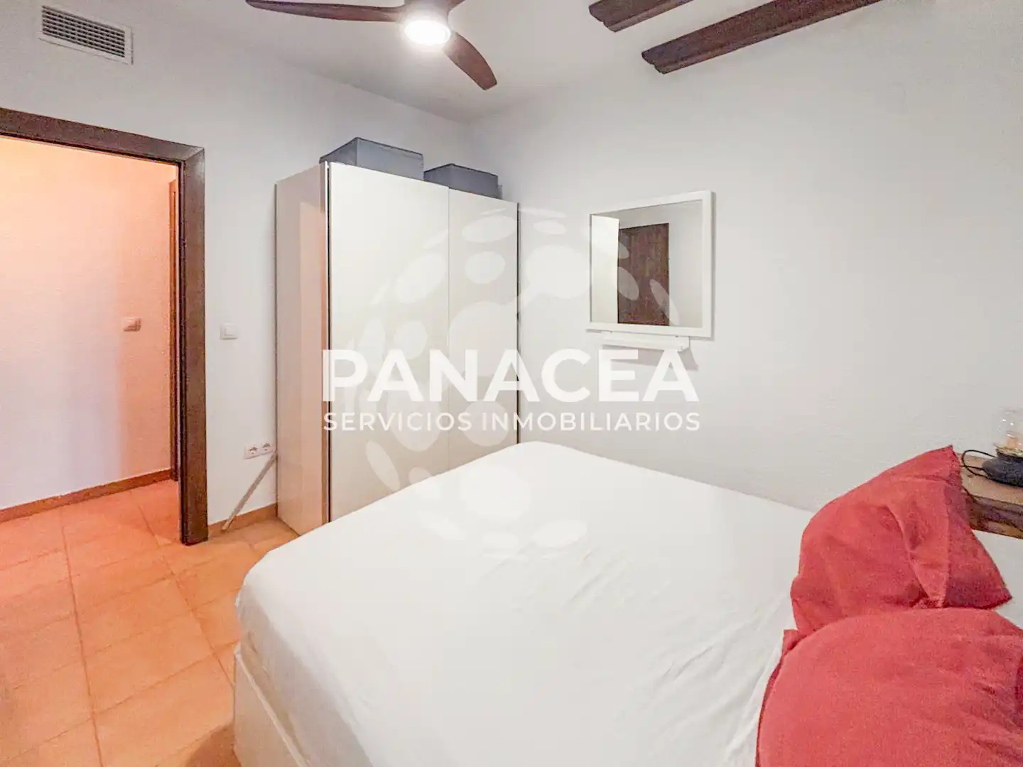 Habitación de Piso en venta en Carataunas con Terraza, Amueblado y Horno