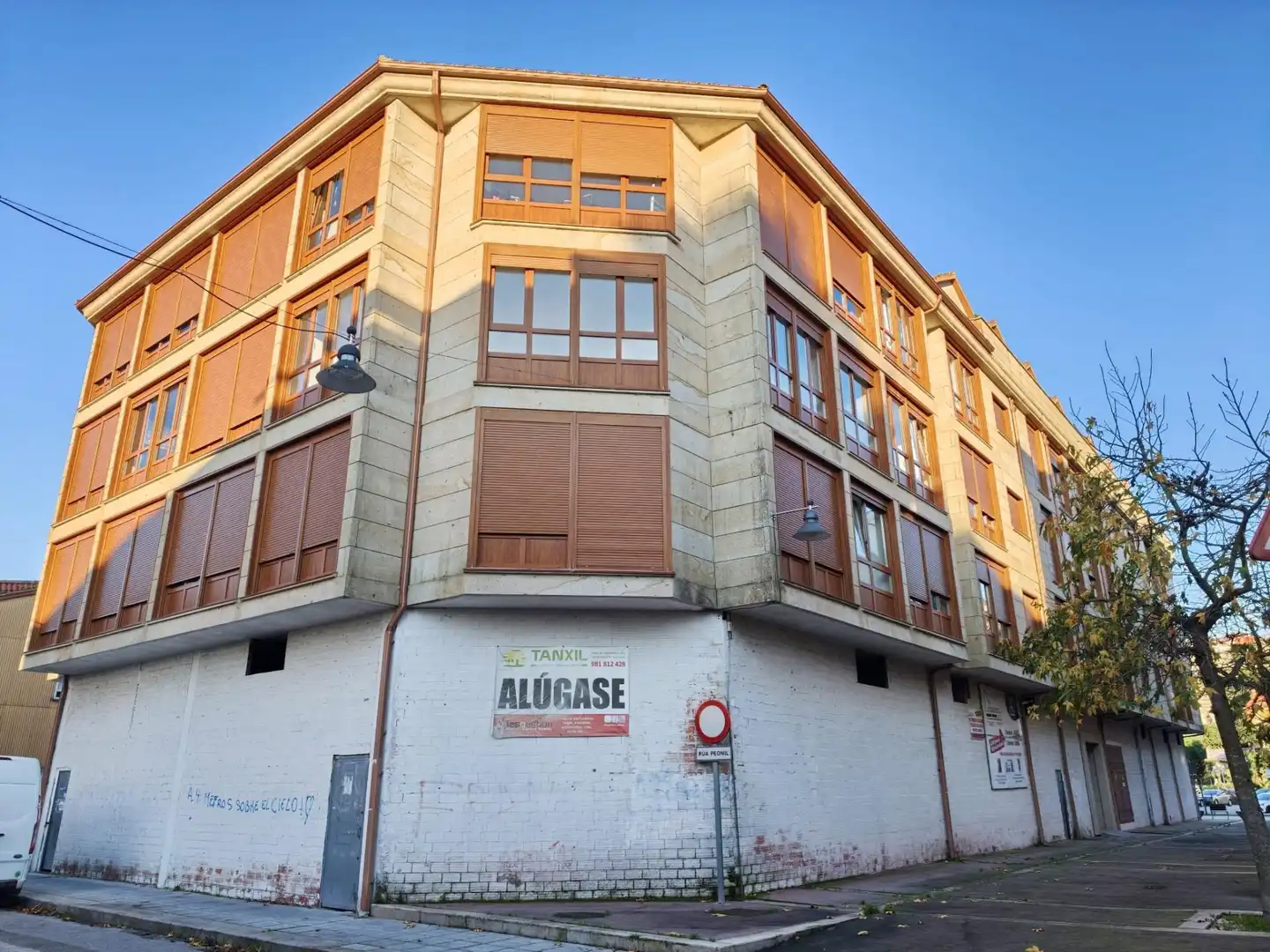 Commercial properties for sale in 36640, 1, Pontecesures