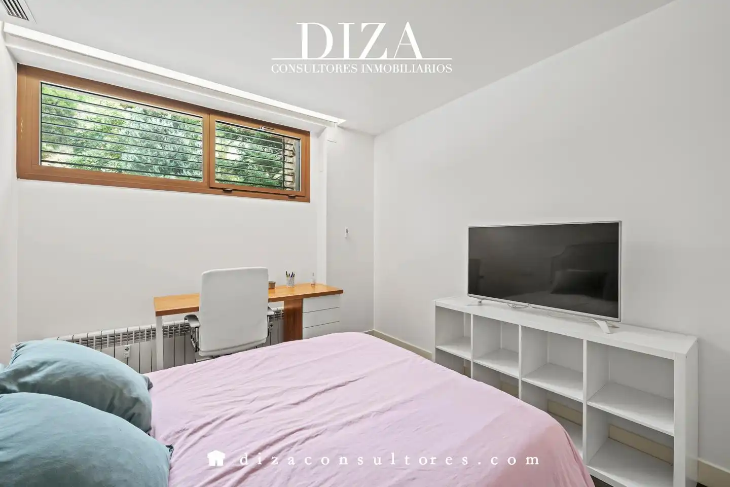 Schlafzimmer von Erdgeschoss zum Verkauf in Madrid mit Klimaanlage und Möbliert