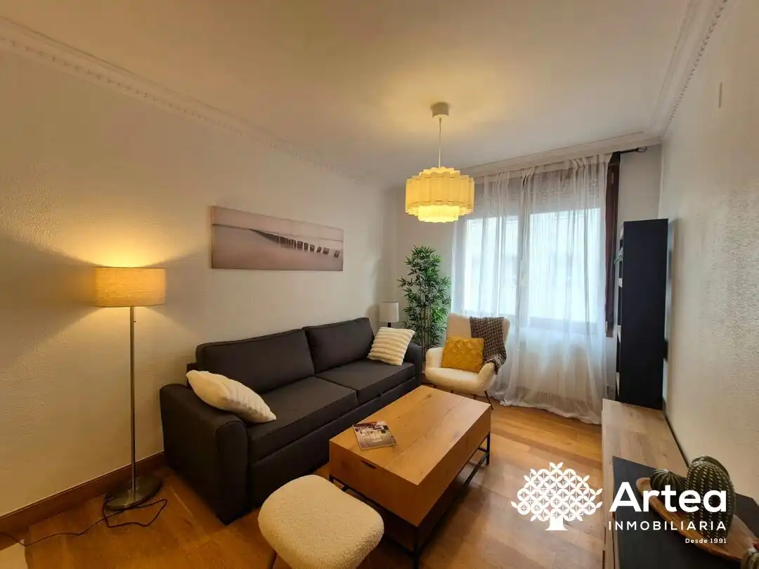 Sala de estar de Piso de alquiler en Bilbao  con Calefacción, Horno y Lavadora