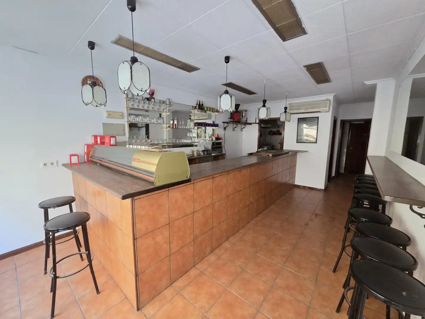 Local en venta en Cartagena con Aire acondicionado