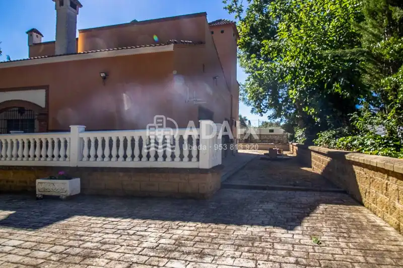 Country homes for sale in Úbeda