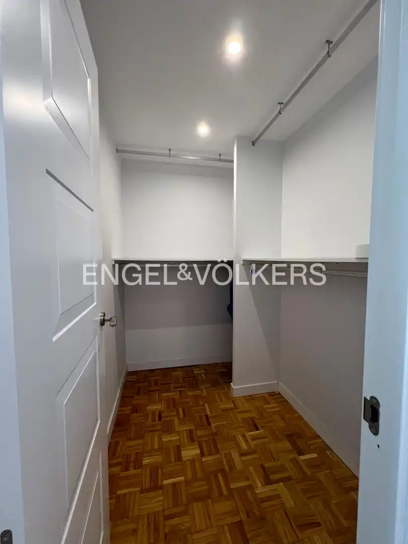 Flat for rent in Madrid  with Air Conditioner, Heating and Parquet flooring