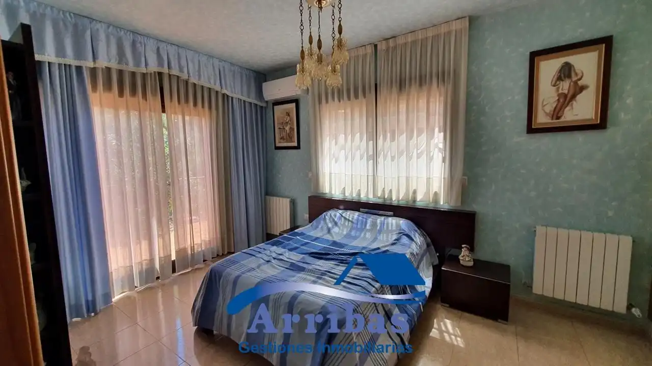 Habitación de Casa o chalet en venta en Almorox con Aire acondicionado, Calefacción y Jardín privado