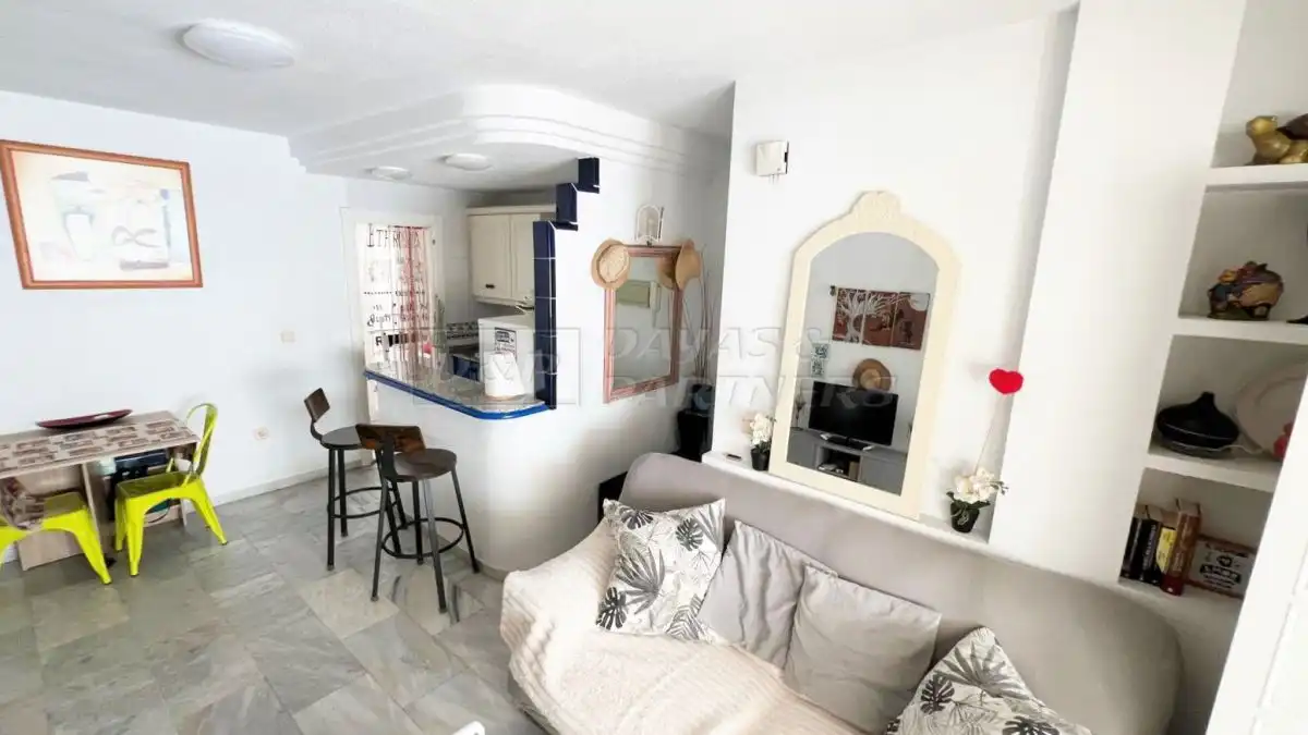 Living room of Flat for sale in Torrevieja  with Air Conditioner, Terrace and Furnished