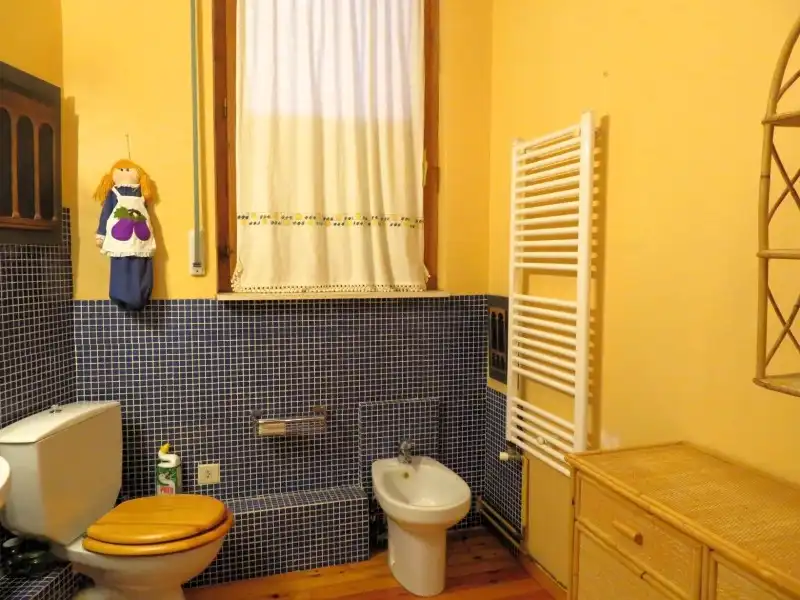Baño de Casa o chalet en venta en Santa Cristina de Valmadrigal con Calefacción, Jardín privado y Trastero