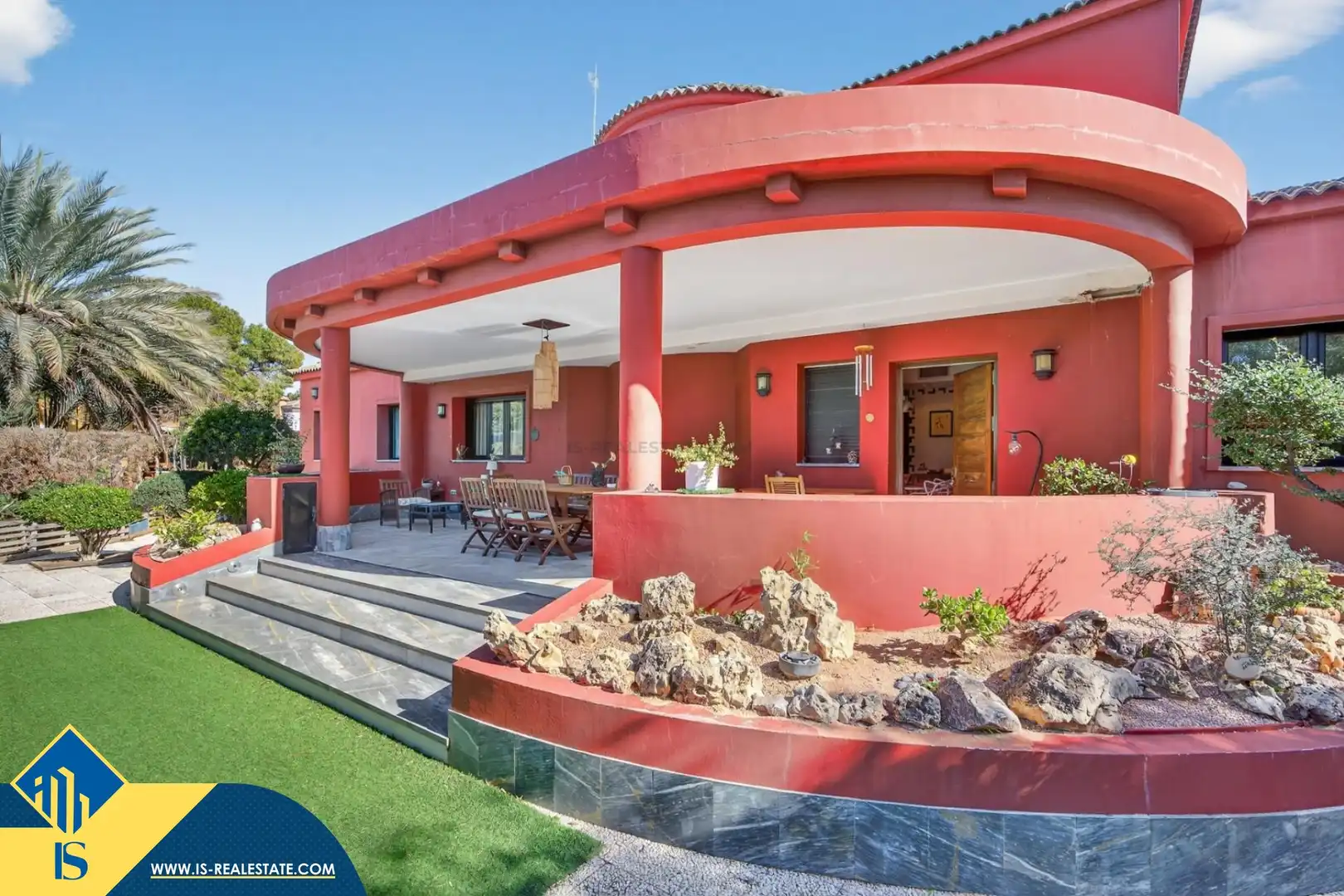 Vista exterior de Casa o chalet en venta en Elche / Elx con Terraza, Piscina y Amueblado