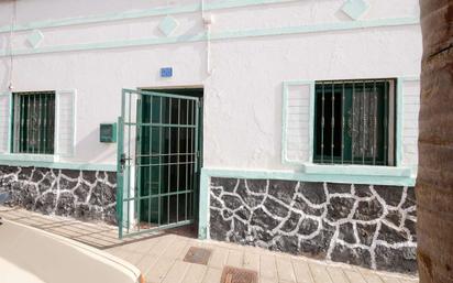 Vista exterior de Casa o xalet en venda en Arrecife amb Terrassa