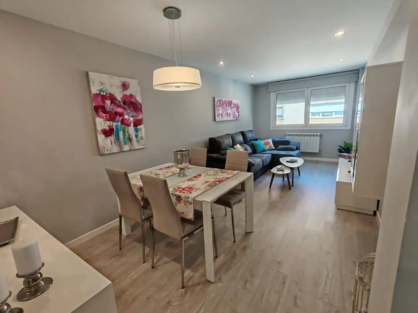 Living room of Flat for rent in Vigo   with Heating, Terrace and Storage room
