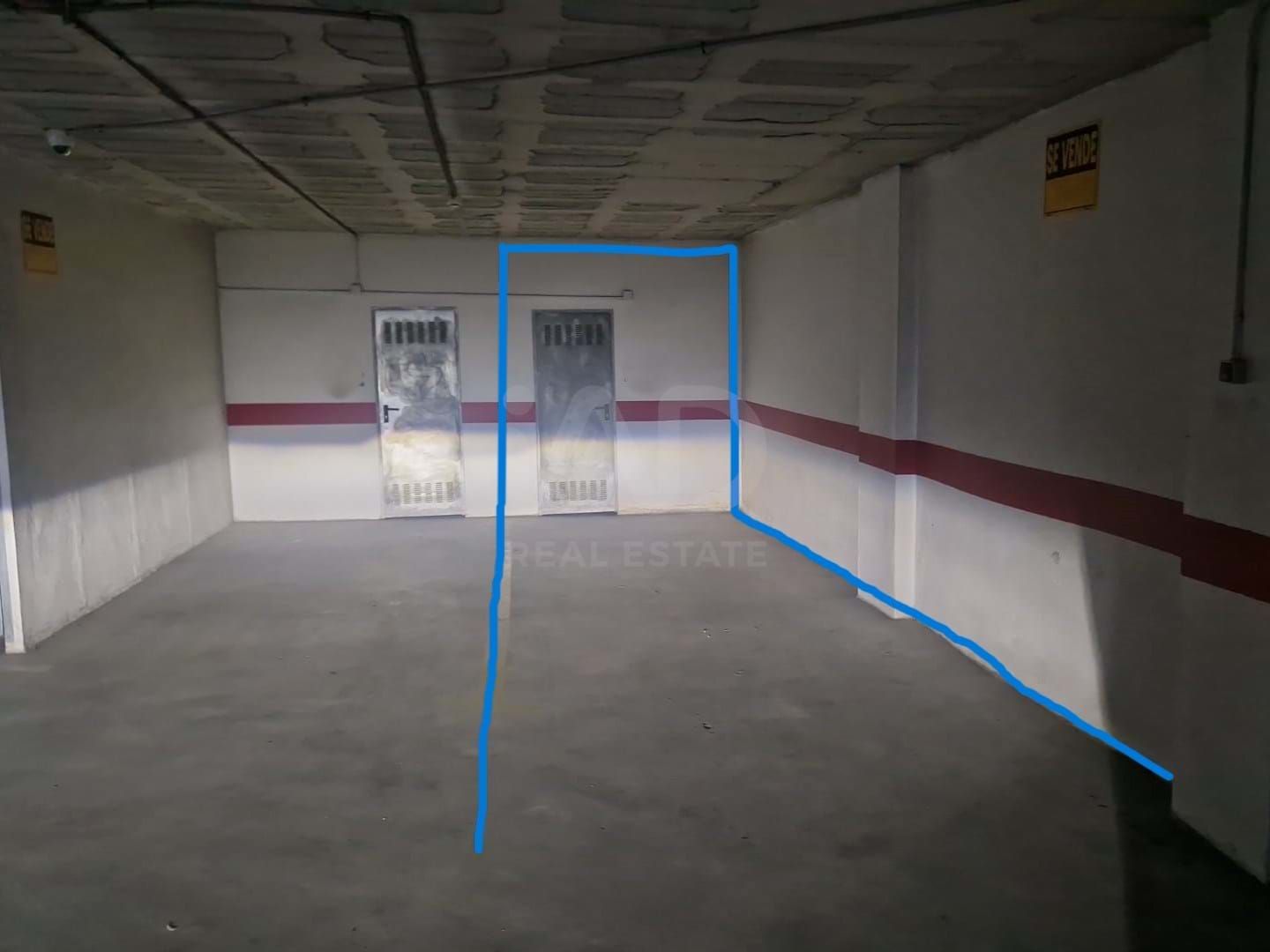 Garage for sale in Estepona