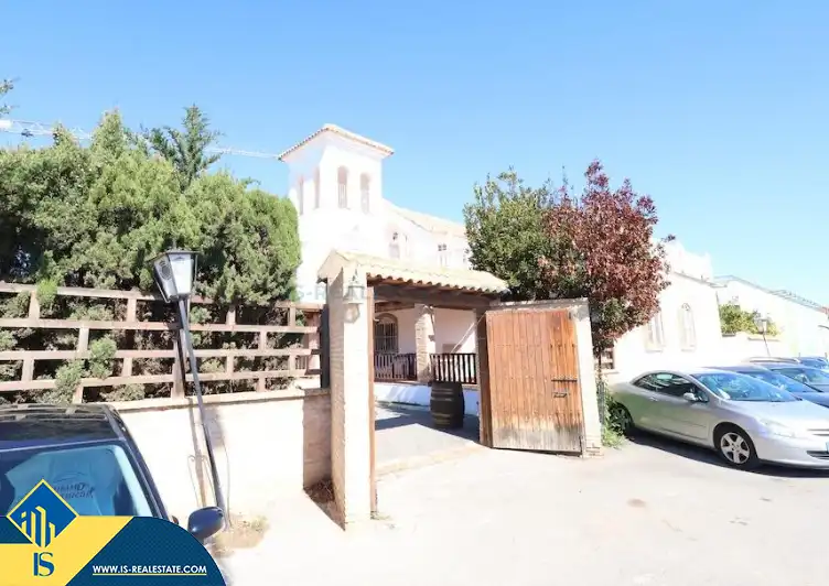 Haus zum Verkauf in Orihuela Costa