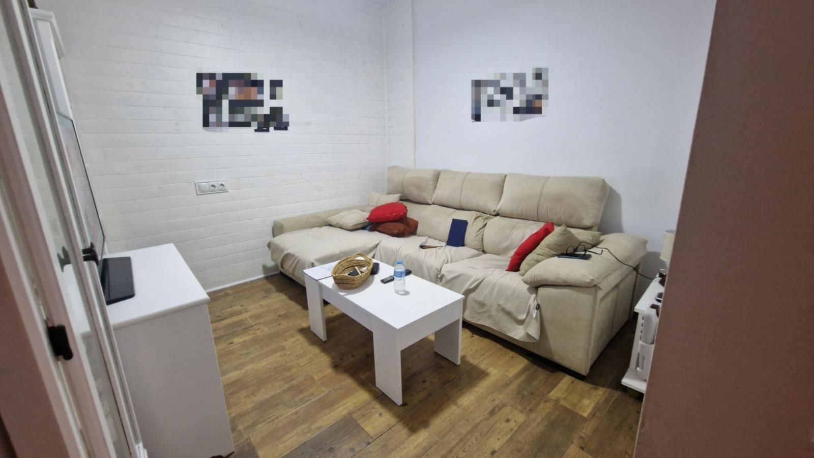 Sala de estar de Piso de alquiler en  Cádiz Capital con Parquet