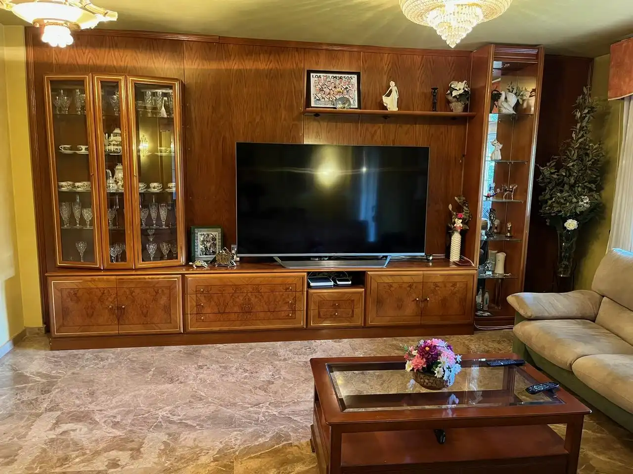 Sala de estar de Casa adosada en venta en Zaragoza con Aire acondicionado, Calefacción y Jardín privado