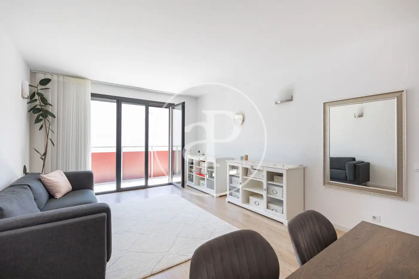 Living room of Flat for sale in Sant Just Desvern  with Air Conditioner, Heating and Terrace
