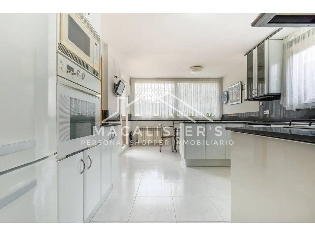 Kitchen of Houses for sale in El Masnou  with Heating, Private garden and Terrace