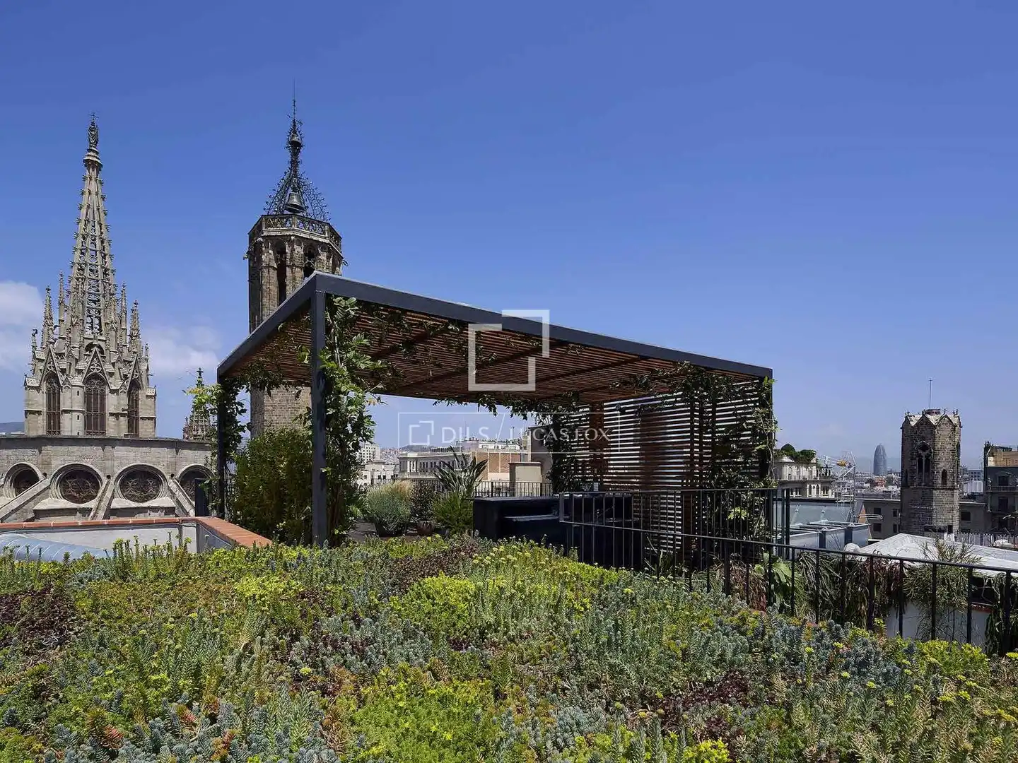 Terrasse von Dachboden zum Verkauf in Barcelona mit Klimaanlage, Heizung und Parkett