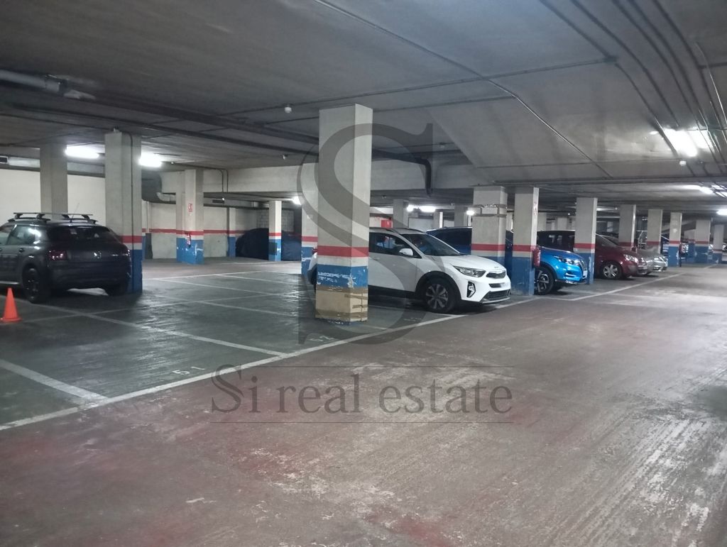 Parkplatz von Garage zum Verkauf in  Barcelona Capital