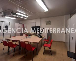 Premises to rent in  Valencia Capital  with Air Conditioner