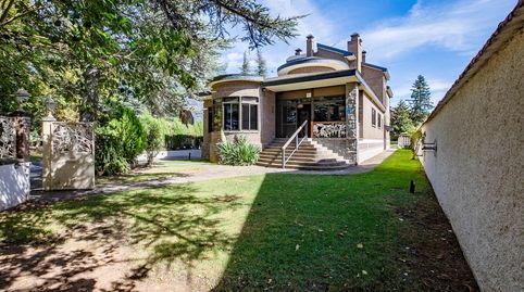 Exclusivo Chalet de Lujo en Jaca con Vistas Espectaculares y Zona Spa Privada