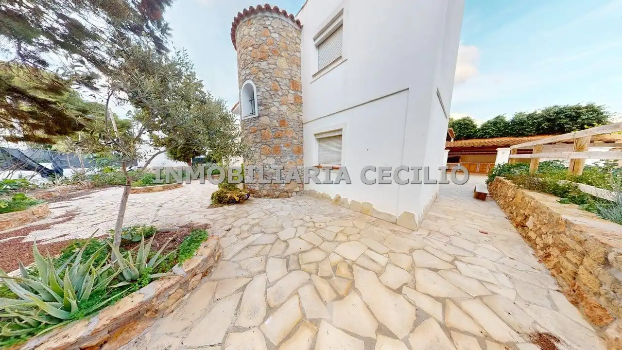 Chalet con jardín en venta en Carrer Biscaia 36, imagen 25