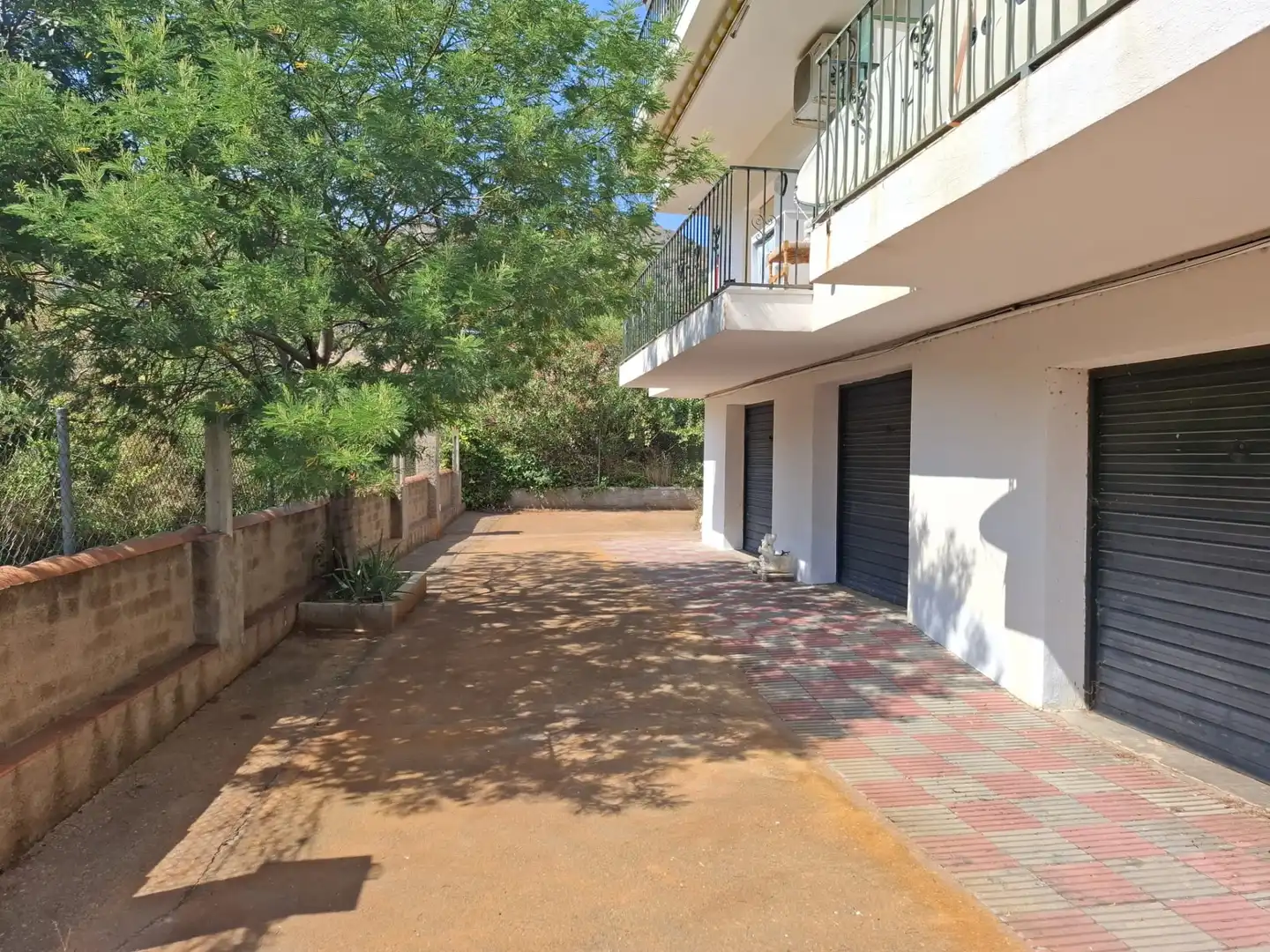 Vista exterior de Piso en venta en Colera con Calefacción y Amueblado