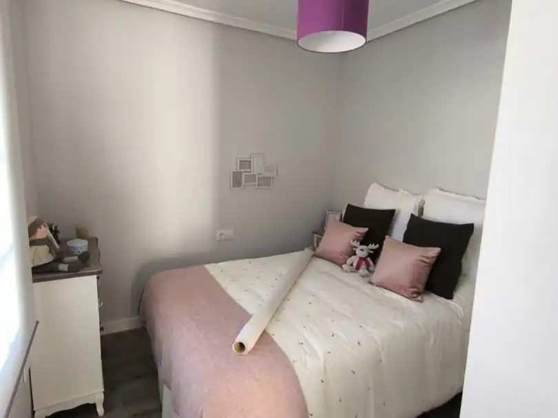Habitación de Casa adosada en venta en Chiclana de la Frontera con Aire acondicionado, Calefacción y Parquet