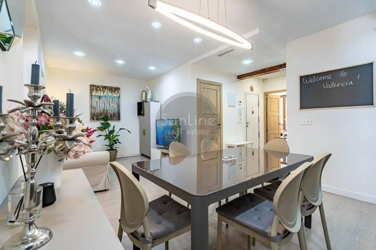 Penthouse for sale in de Cervantes