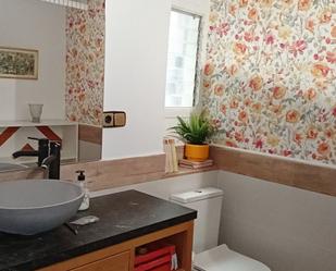 Bathroom of Flat to rent in  Valencia Capital  with Terrace and Balcony