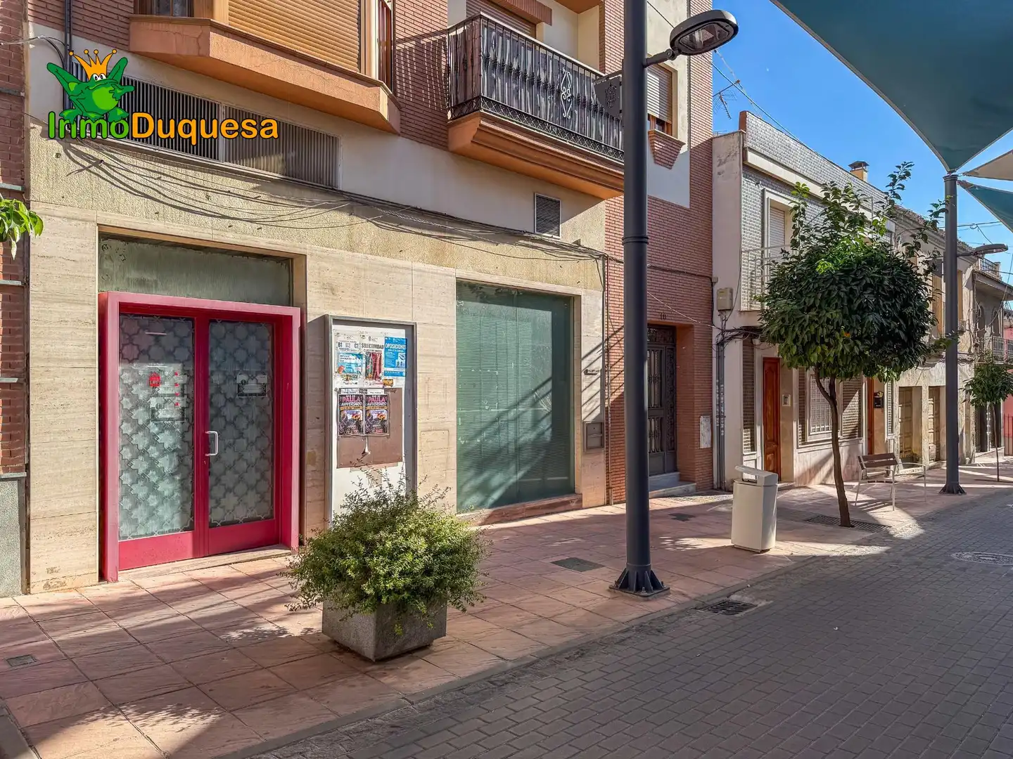 Local comercial en venda a Calle del Pintor Velázquez 10, imagen 2