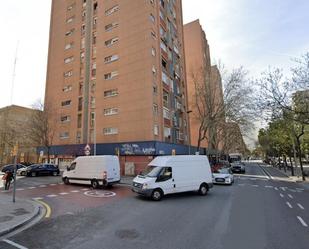 Exterior view of Flat for sale in  Barcelona Capital  with Balcony